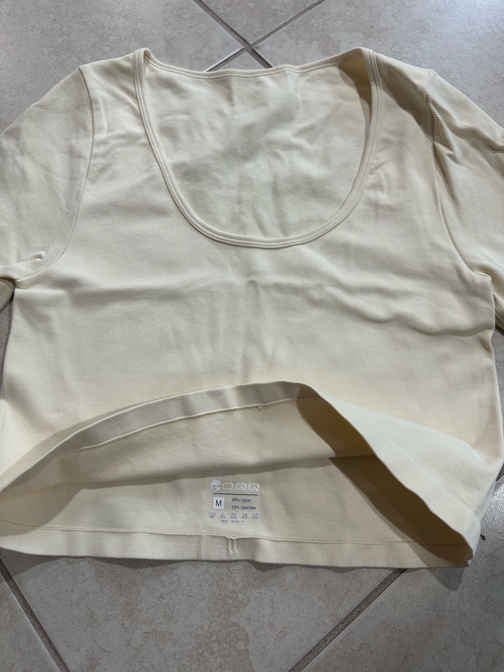 Seamless Scoop Neck Tank in Light Beige